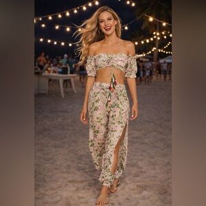 💕SOLD💕Rococo Sand Flora Peach Crop Top and split pants set